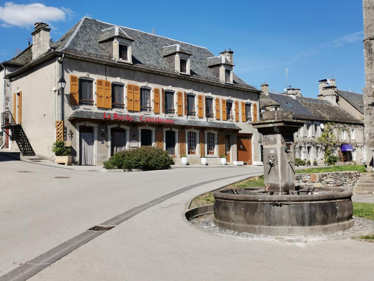 La Ruche Cantalienne Saint-Etienne-de-Chomeil Zewnętrze zdjęcie